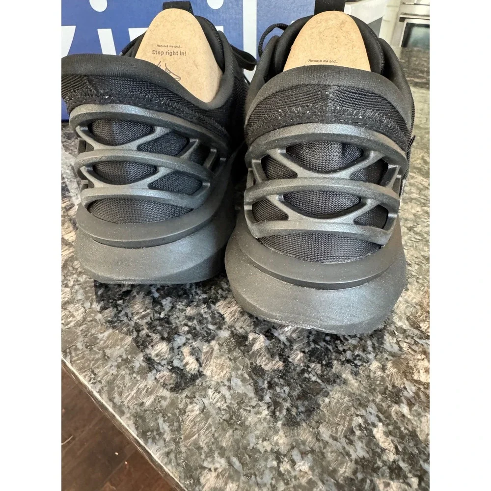 Kizik athens sneakers